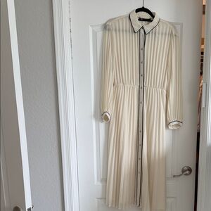 Zara Cream Long Sleeve Pleated Dress